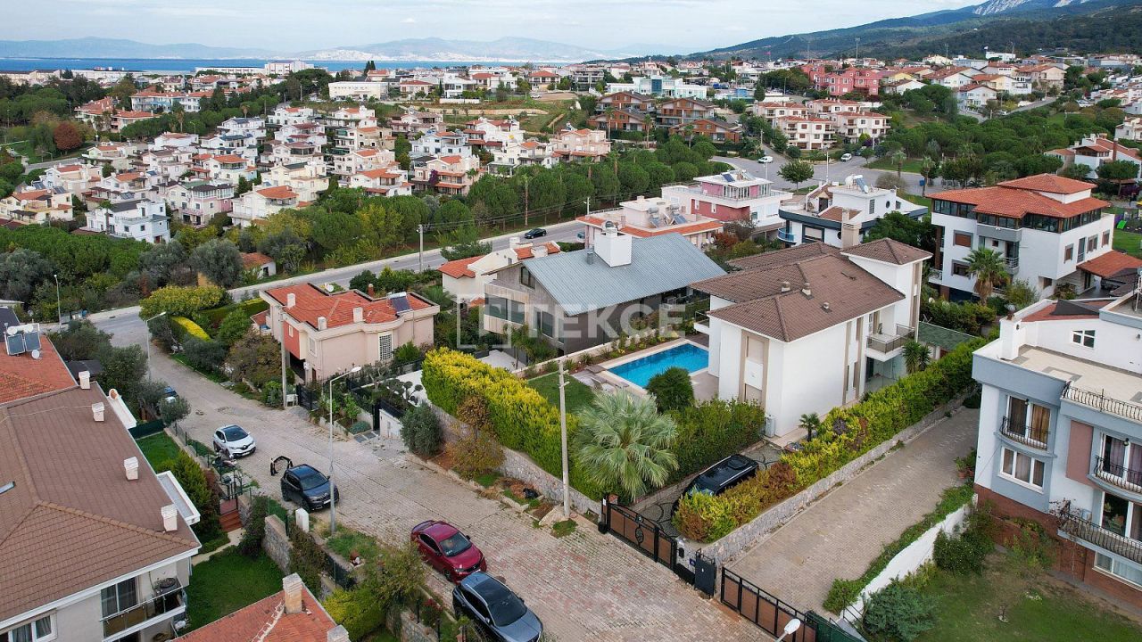 Villa Güzelbahçe, Turquia, 630 m² - imagen 4