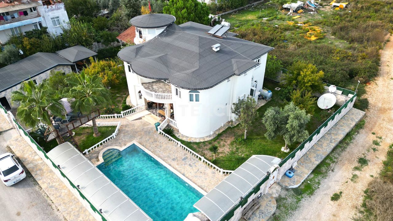Villa in Serik, Türkei, 380 m² - Foto 5