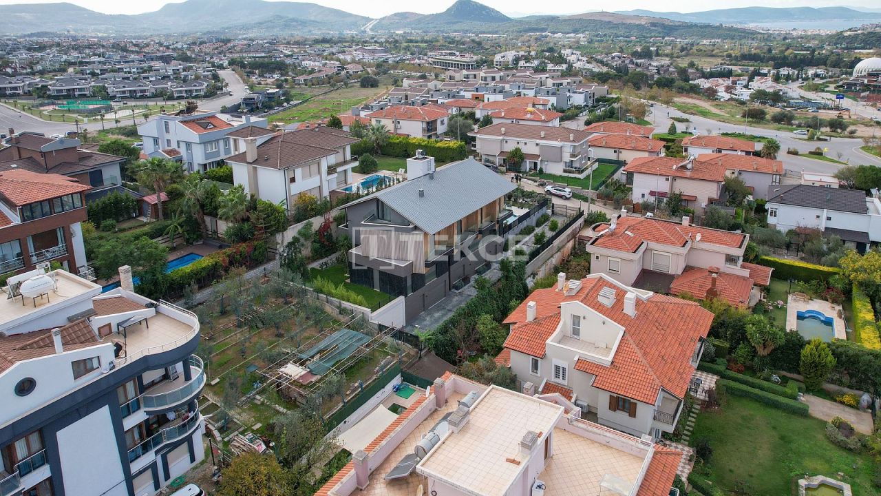 Villa Güzelbahçe, Turquia, 630 m² - imagen 6