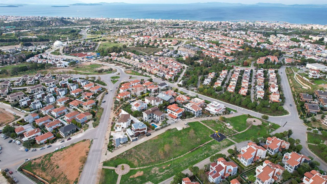 Villa Güzelbahçe, Turquia, 630 m² - imagen 11