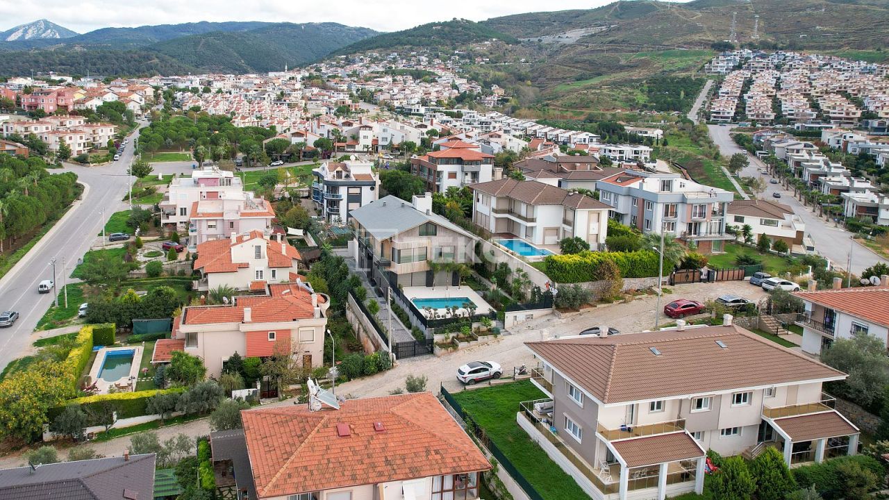 Villa Güzelbahçe, Turquia, 630 m² - imagen 15