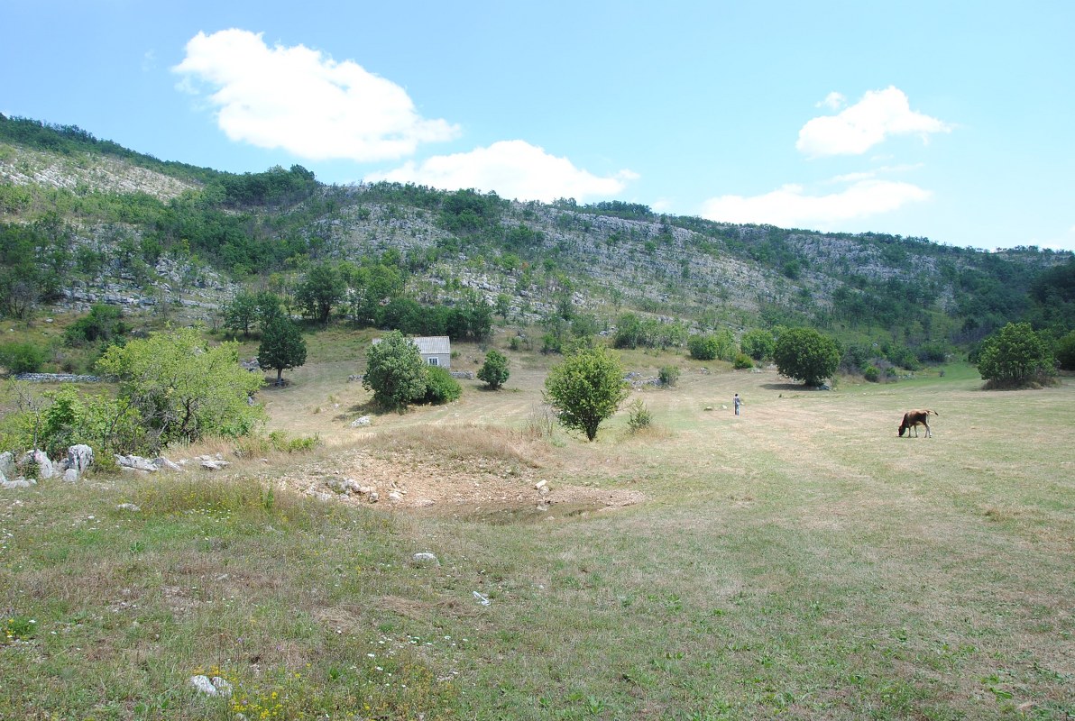 Terreno en Nikšić, Montenegro, 797 162 m² - imagen 1