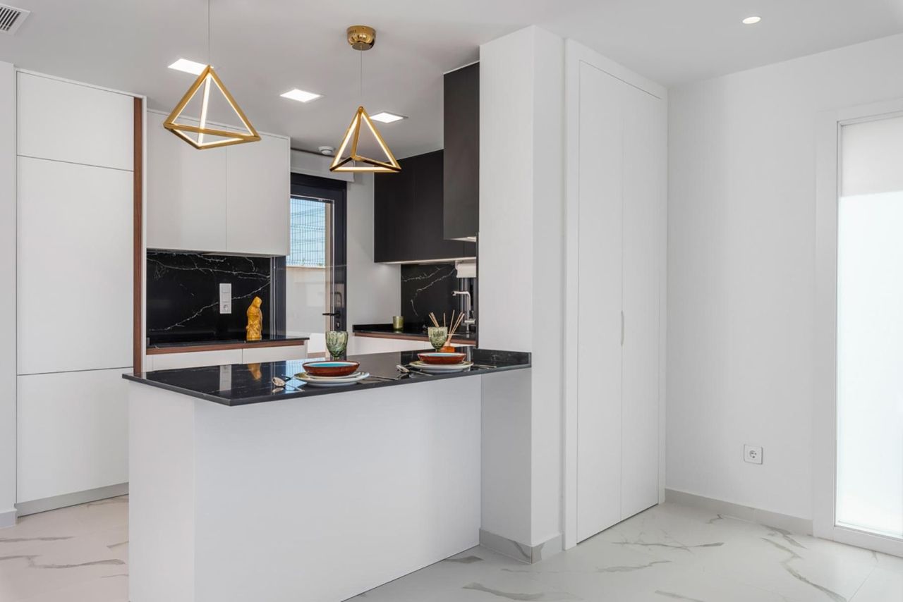 Bungalow en San Miguel de Salinas, España, 92 m² - imagen 12