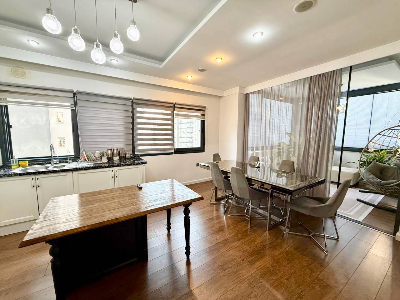 Appartamento a Mersin, Turchia, 220 m² - foto 1