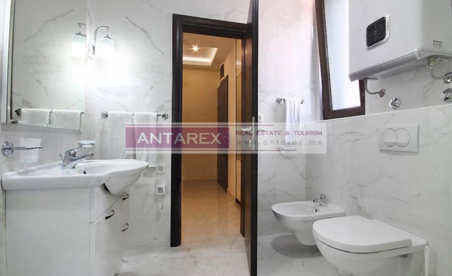 Apartment in Becici, Montenegro, 83 m² - picture 9