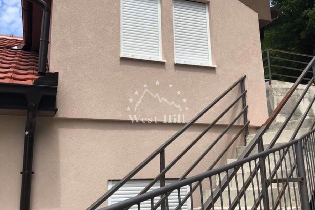 Casa en Sutomore, Montenegro, 87 m² - imagen 1