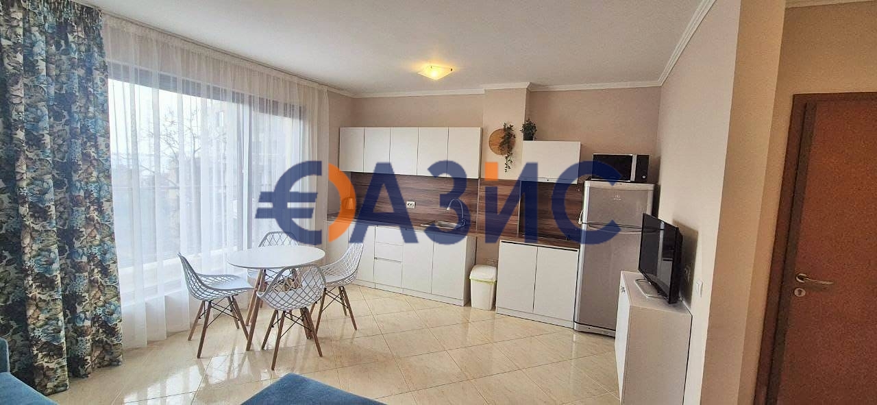 Apartment in Sveti Vlas, Bulgaria, 67 m² - picture 1