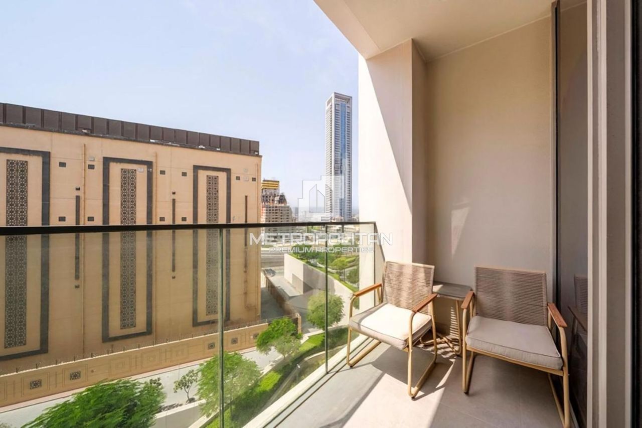 Apartment in Dubai, UAE, 92 m² - picture 8