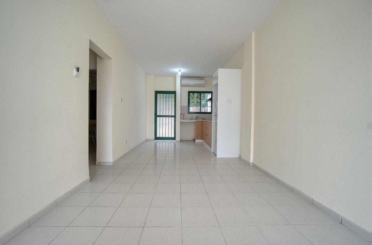 Apartment in Paphos, Cyprus - picture 6