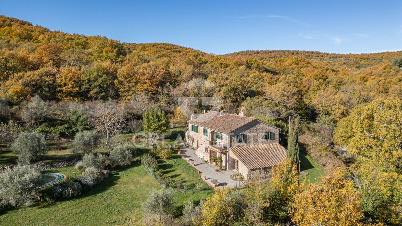 Maison à Montegabbione, Italie, 380.05 m² - image 3