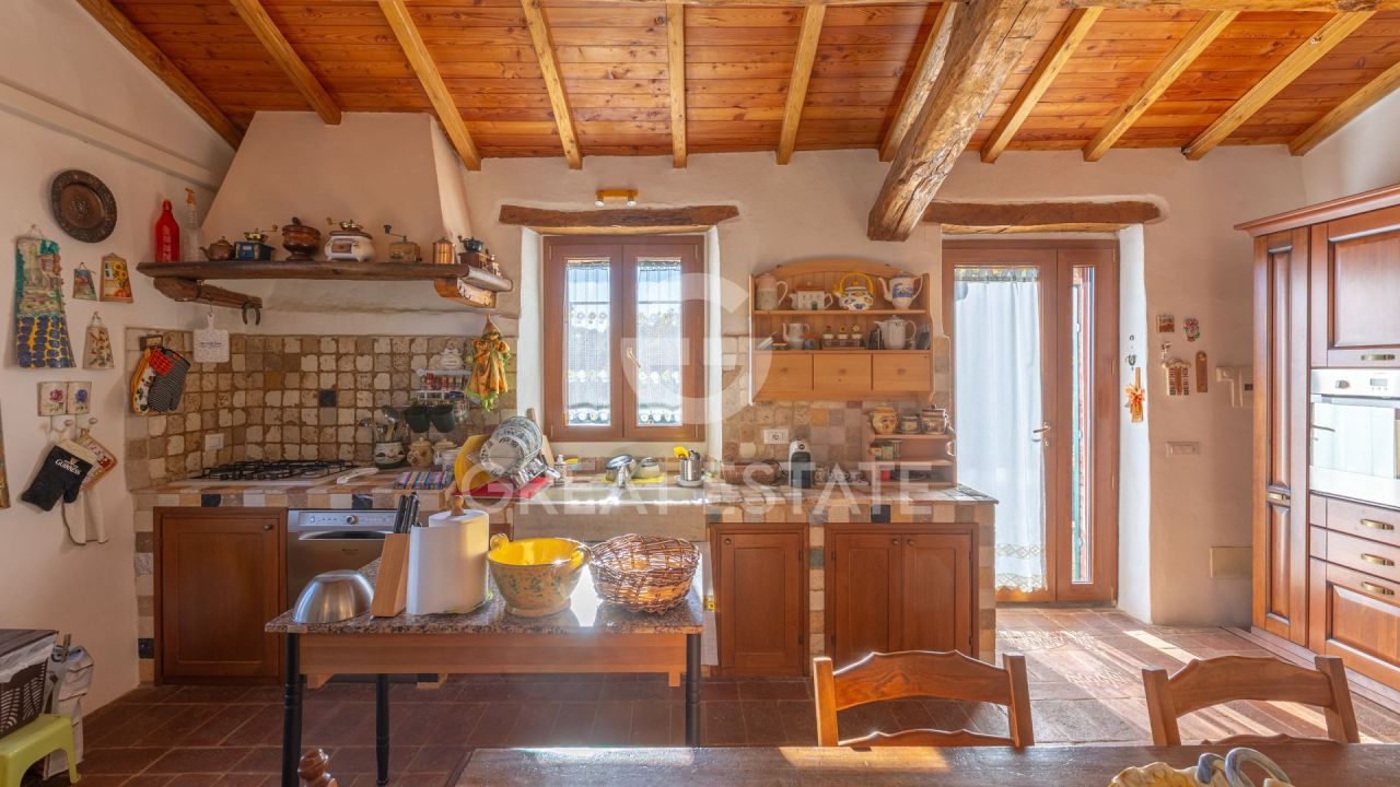 Maison à Montegabbione, Italie, 380.05 m² - image 13