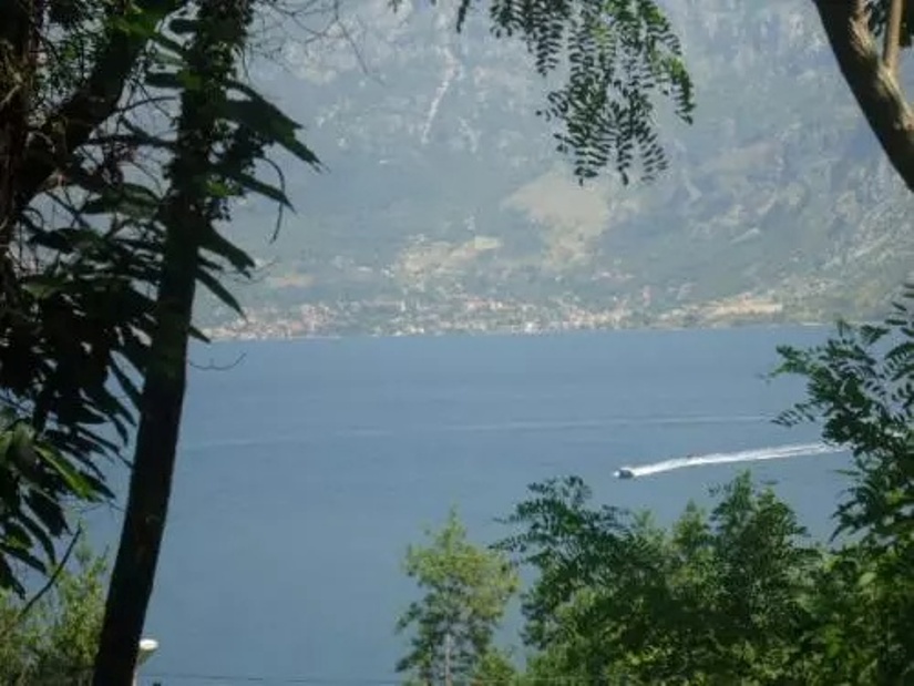 Terreno a Morinj, Montenegro, 20 000 m2 - foto 9