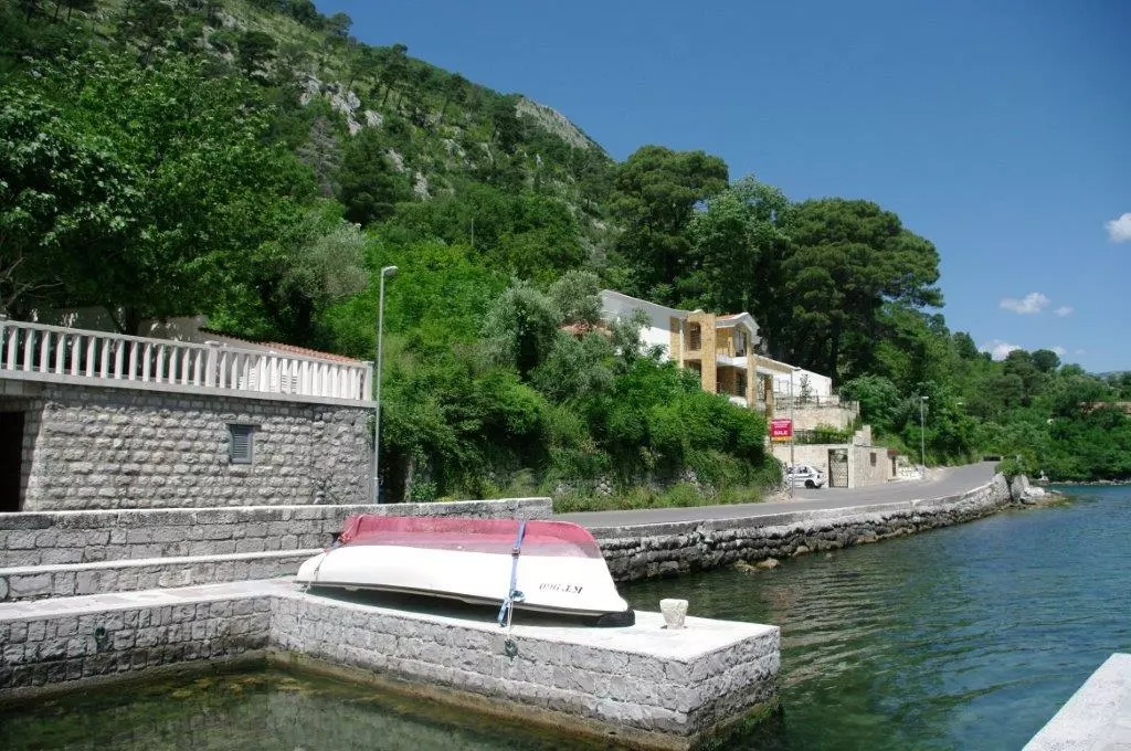 Terreno a Muo, Montenegro, 1 632 m2 - foto 2