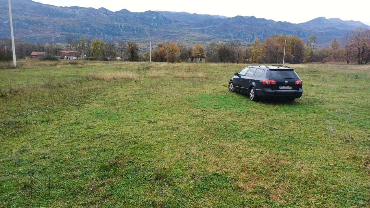 Terreno en Danilovgrad, Montenegro, 3 292 m² - imagen 3