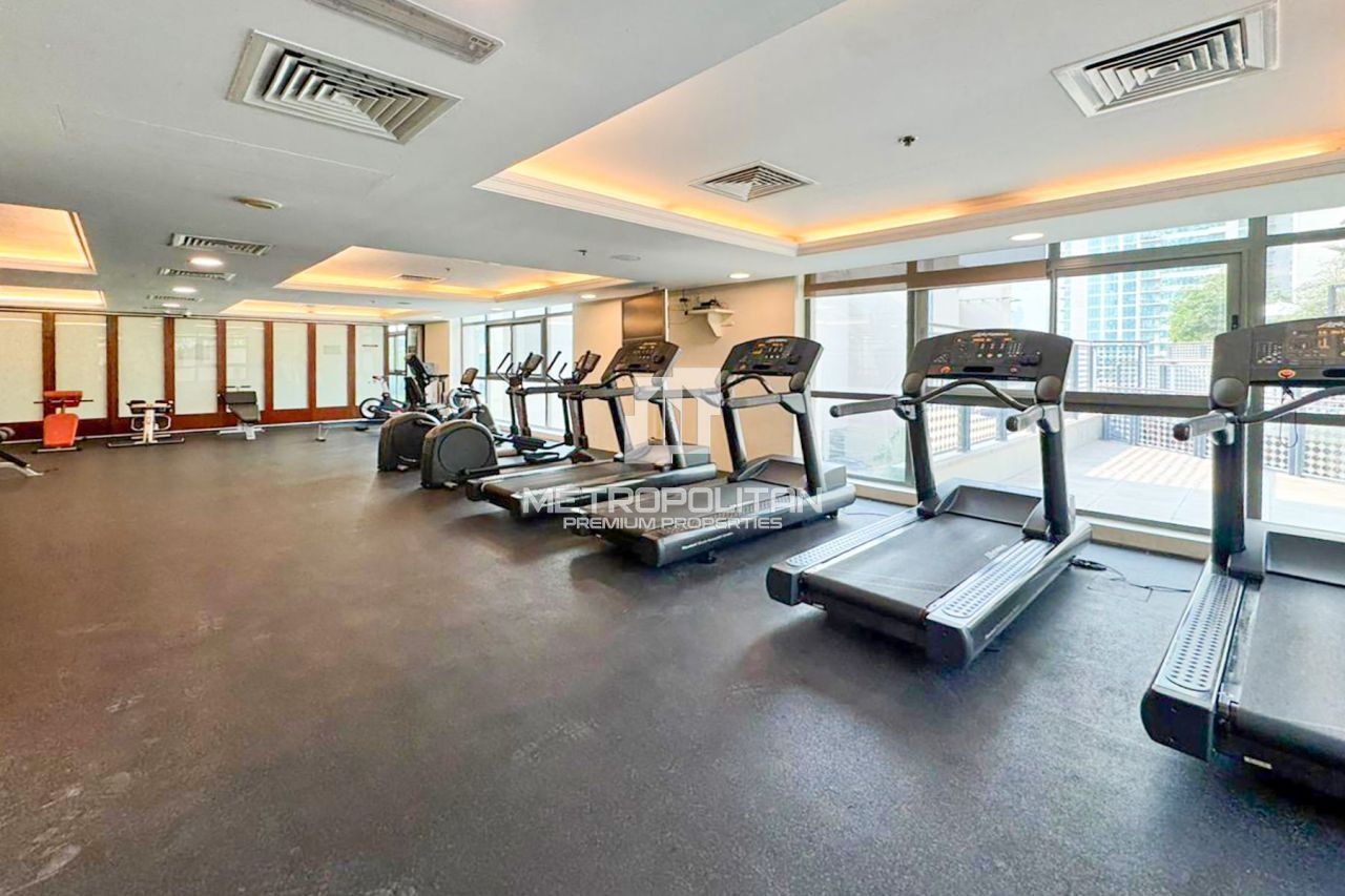 Apartment in Dubai, UAE, 161 m² - picture 4