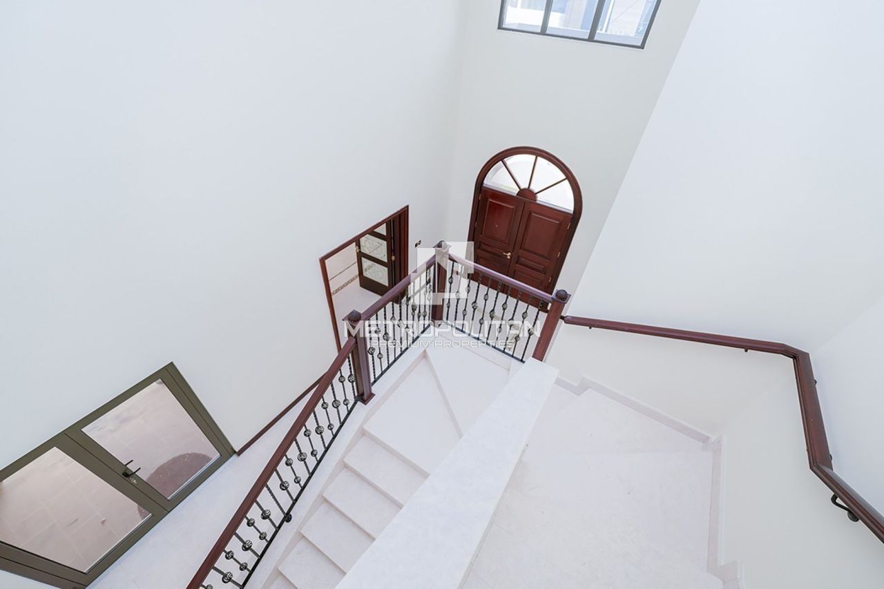 Villa en Dubái, EAU, 622 m² - imagen 7