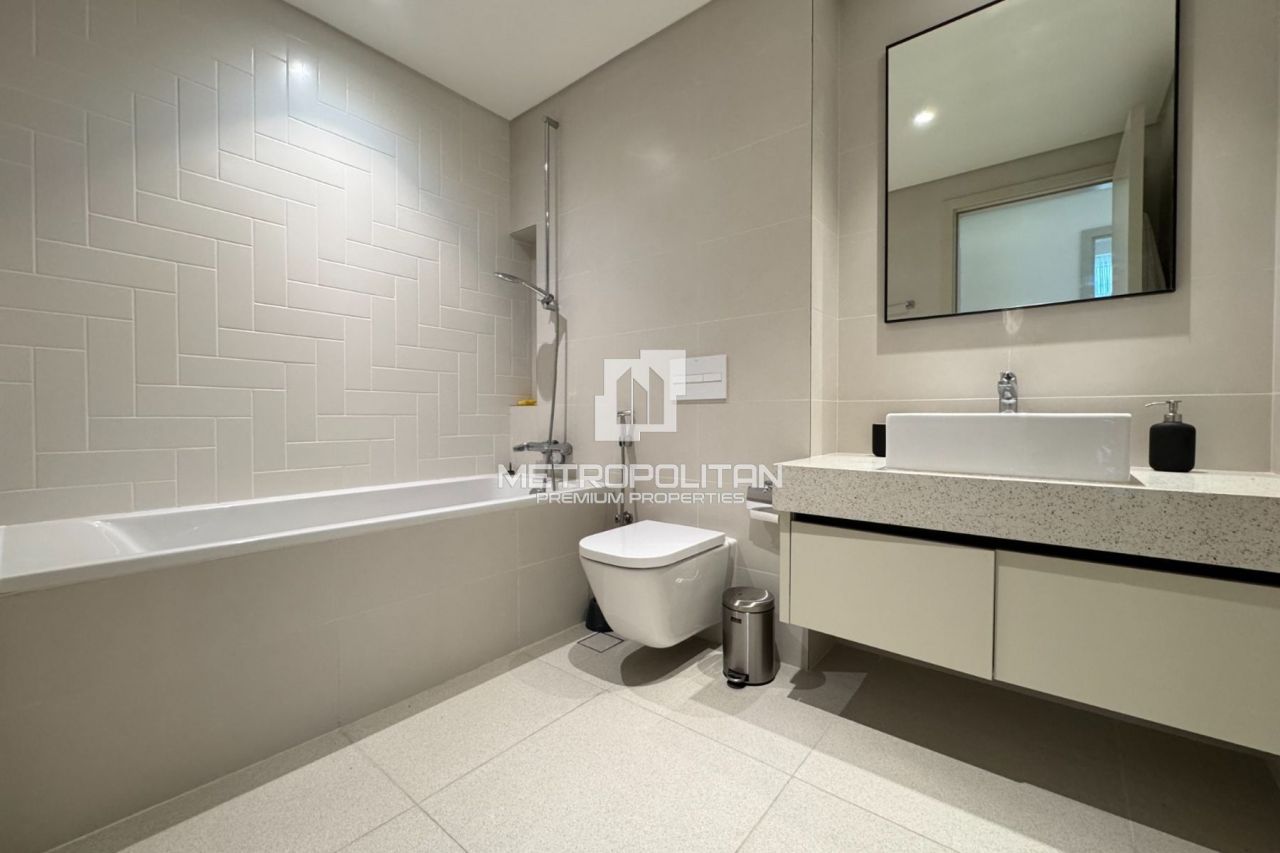 Apartment in Dubai, UAE, 109 m² - picture 7