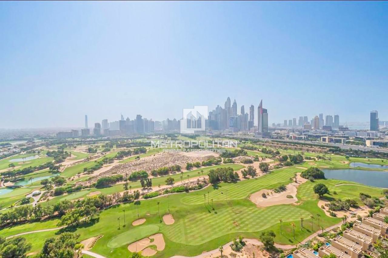 Apartment in Dubai, UAE, 161 m² - picture 11