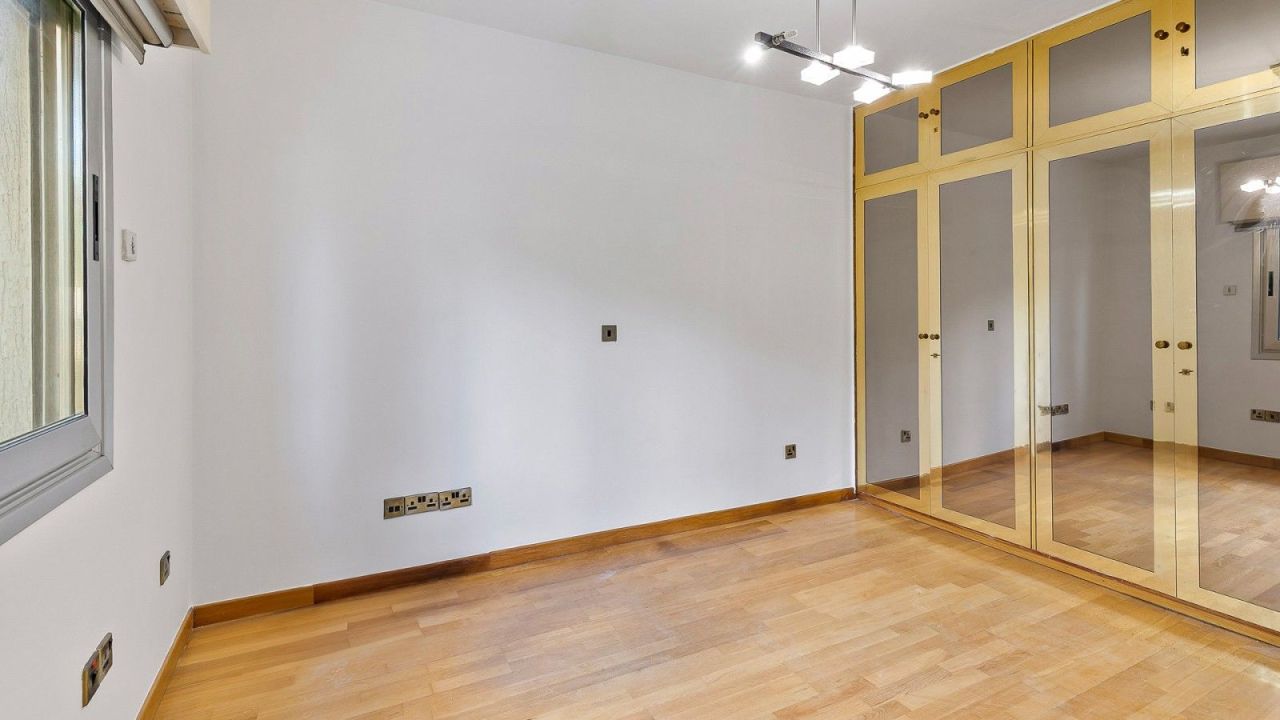 Apartment in Limassol, Cyprus, 201 m² - picture 10