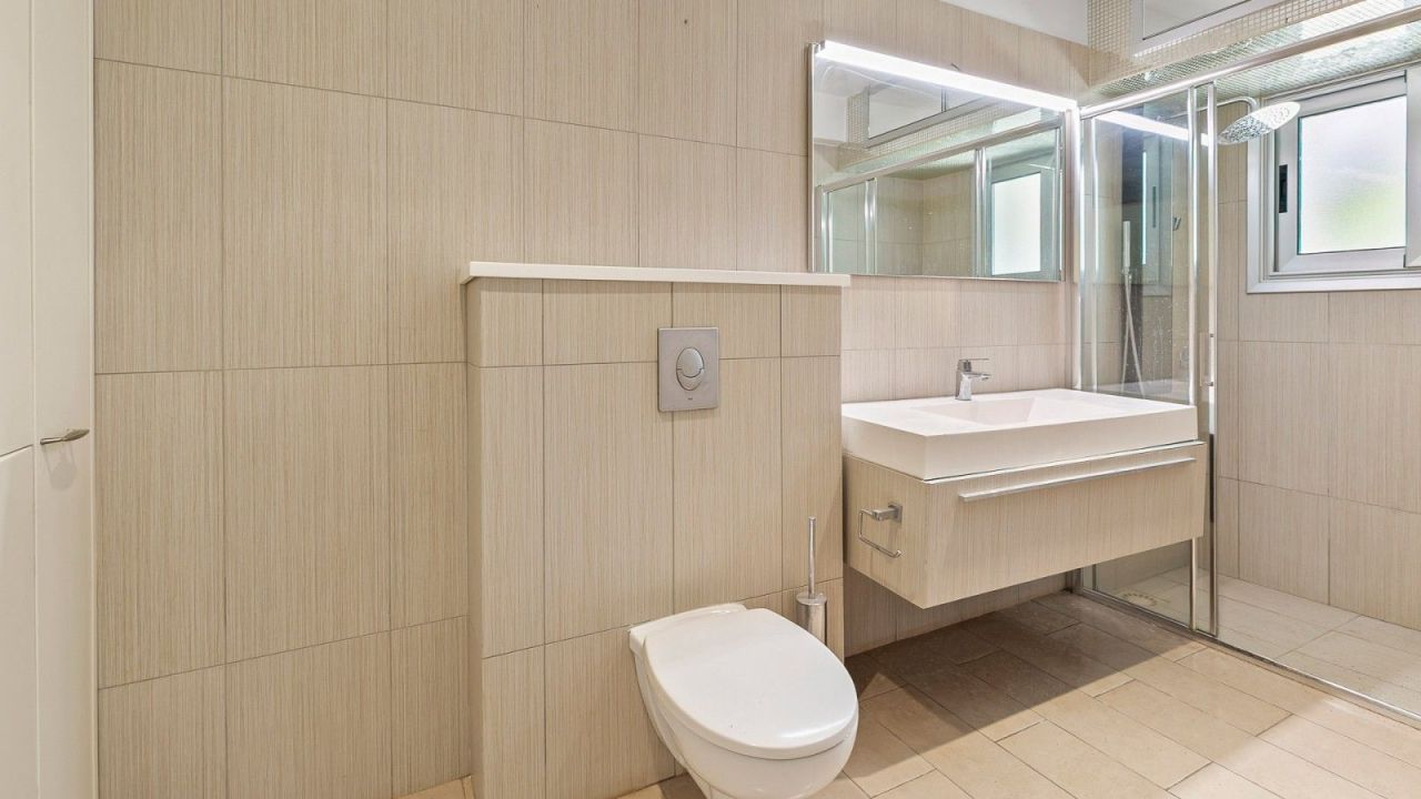 Apartment in Limassol, Cyprus, 201 m² - picture 13