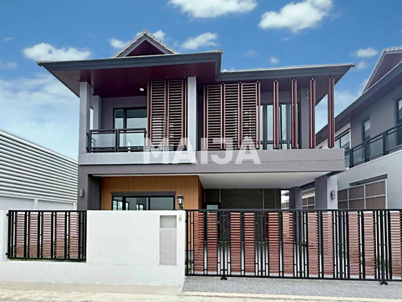Villa Bang Saen, Thailandia, 240 m² - foto 1