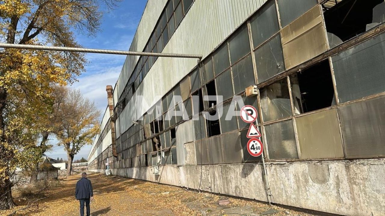 Büro Roman, Rumänien, 205 282 m² - Foto 2