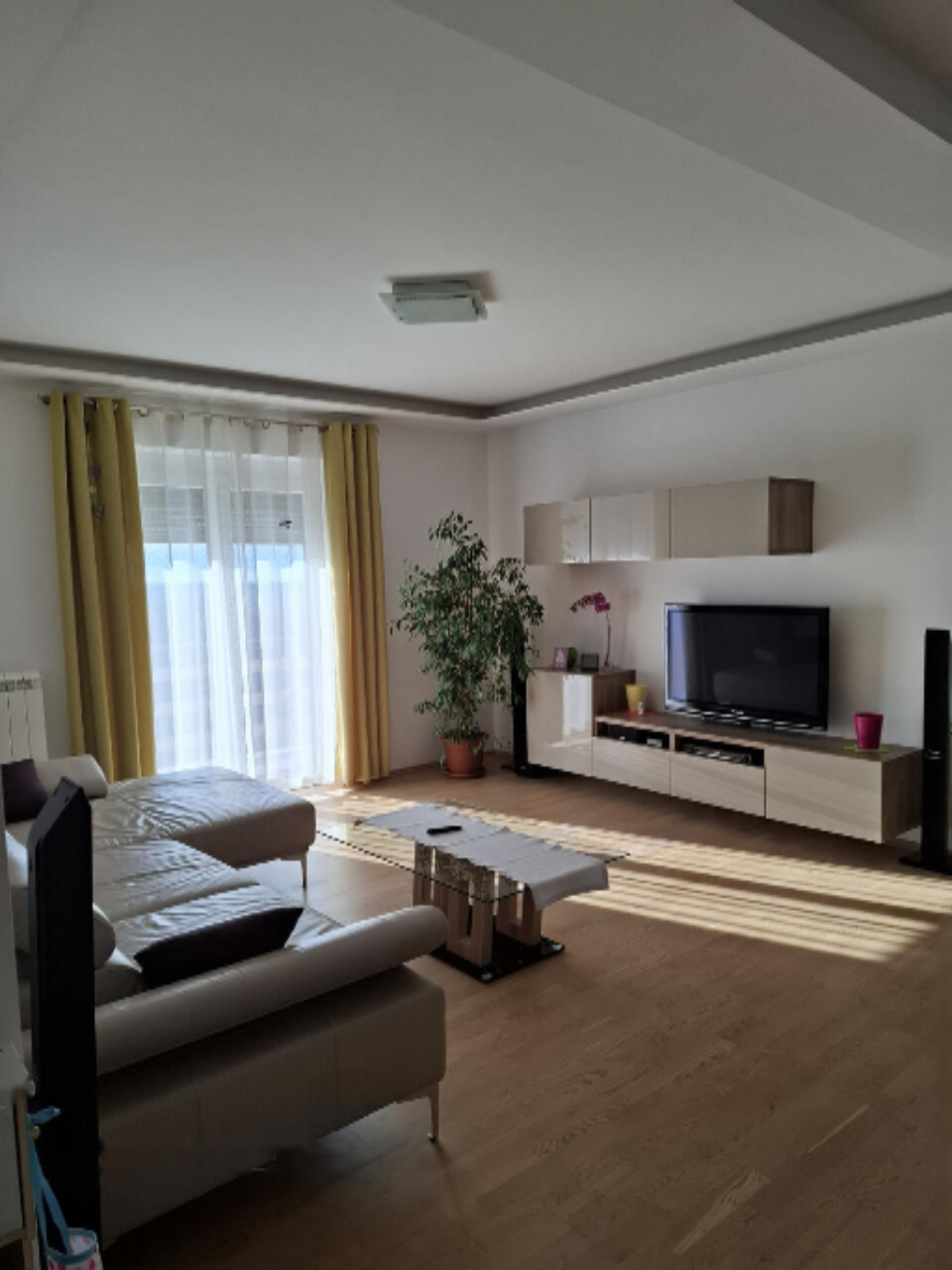 Piso en Izola, Eslovenia, 108 m² - imagen 1