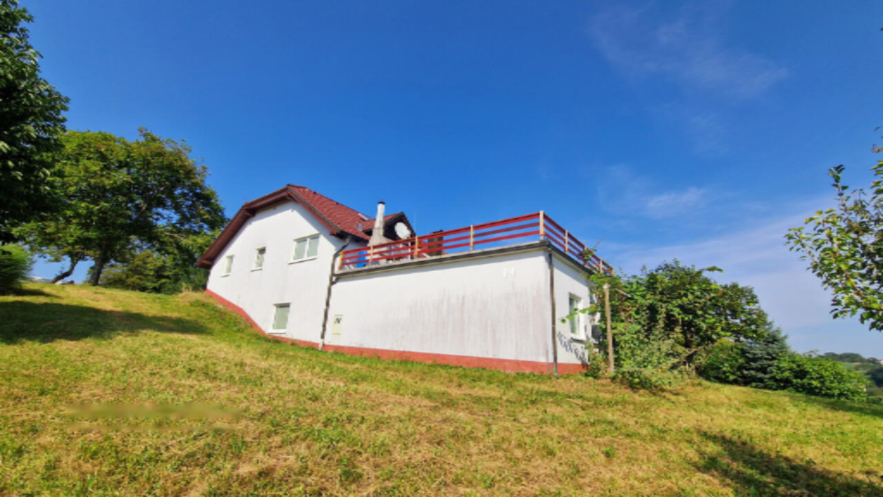 Ferme à Maribor, Slovénie, 37 880 m² - image 2