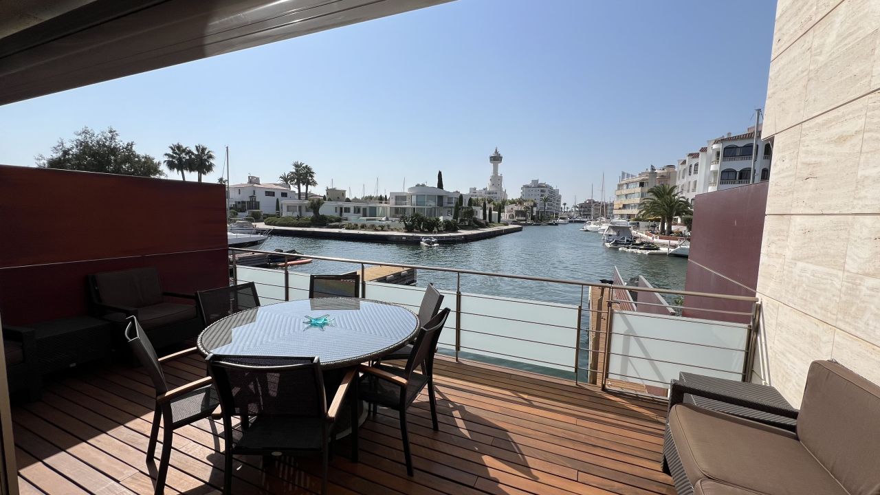 House in Castello d'Empuries, Spain, 248.2 m² - picture 5