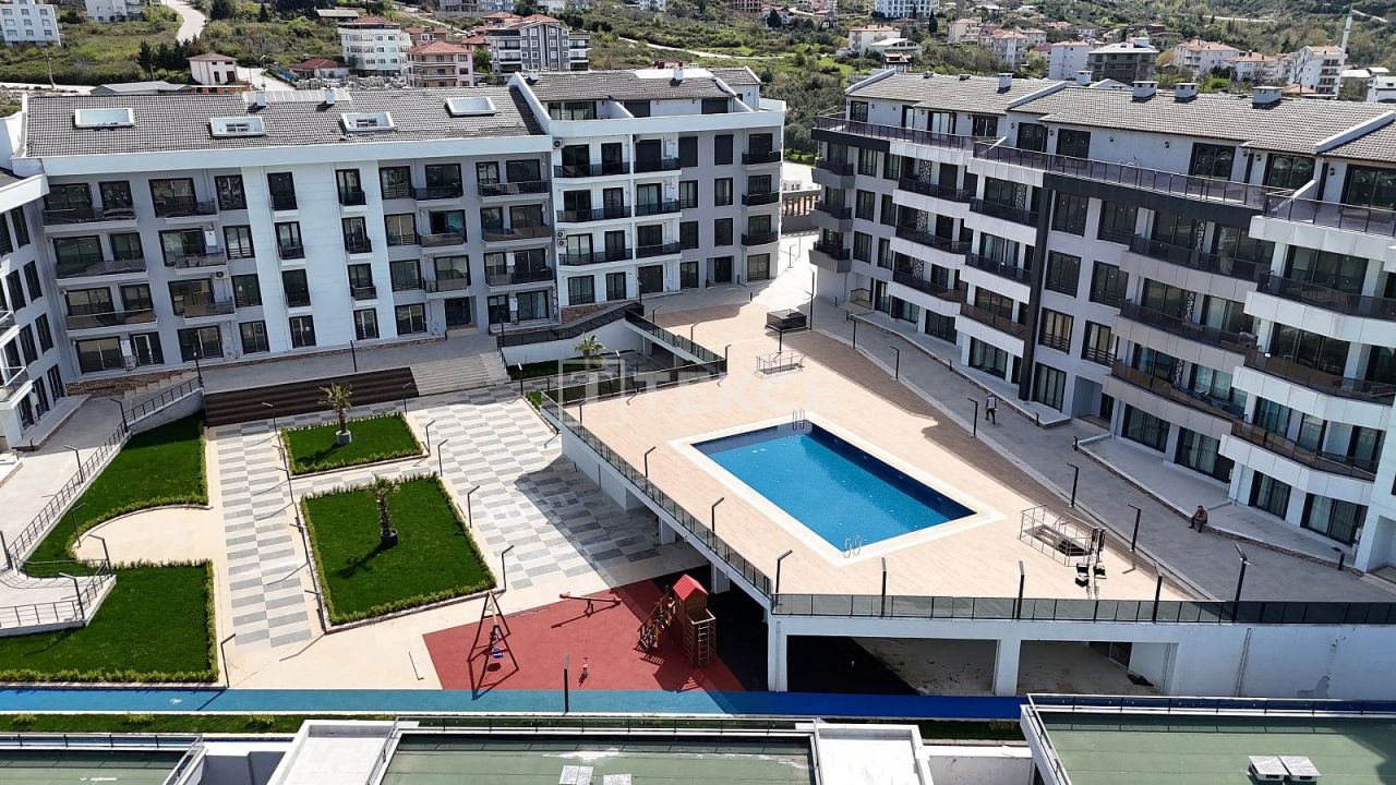 Apartment Çınarcık, Turkey, 170 m² - picture 2