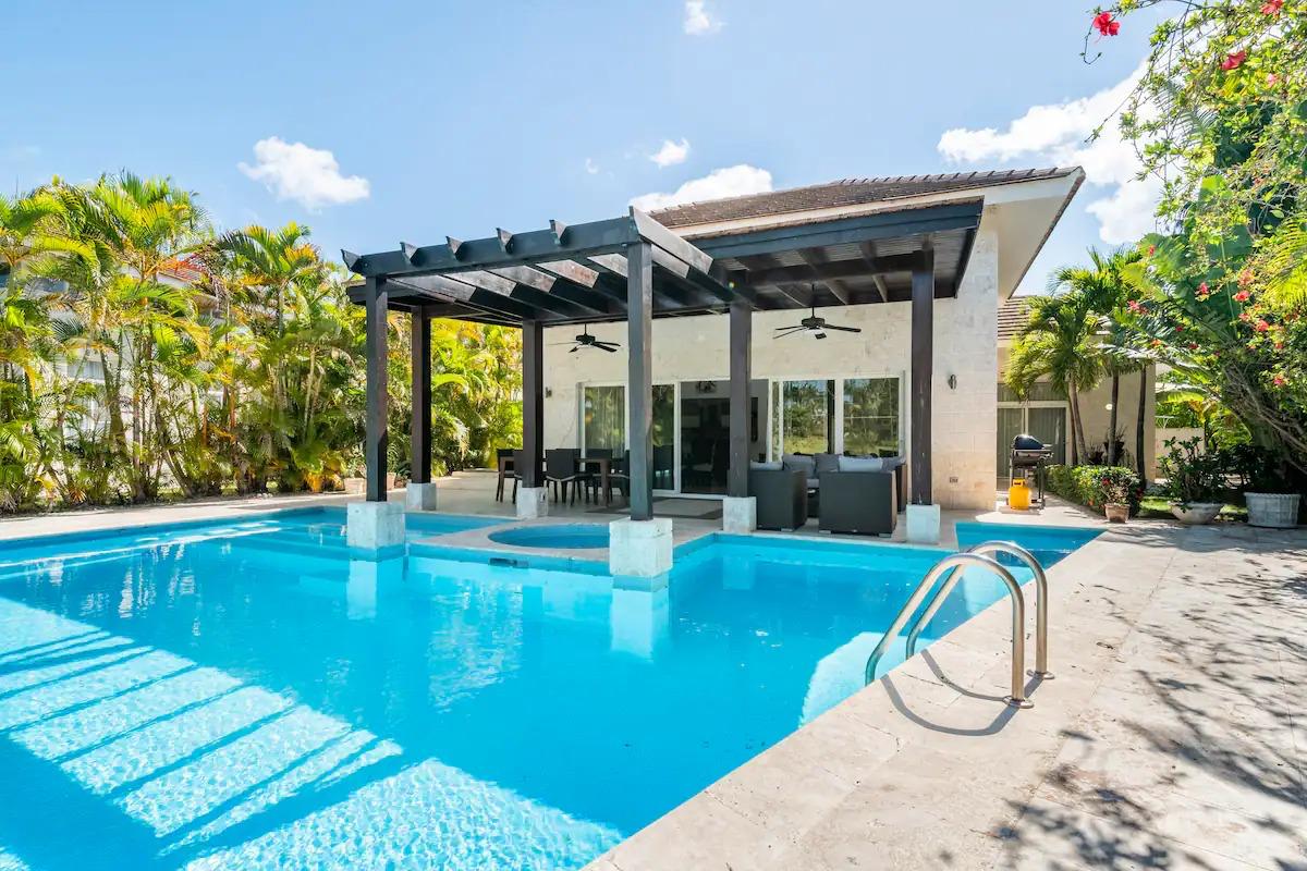 Villa a Bavaro, Repubblica Dominicana, 300 m² - foto 1