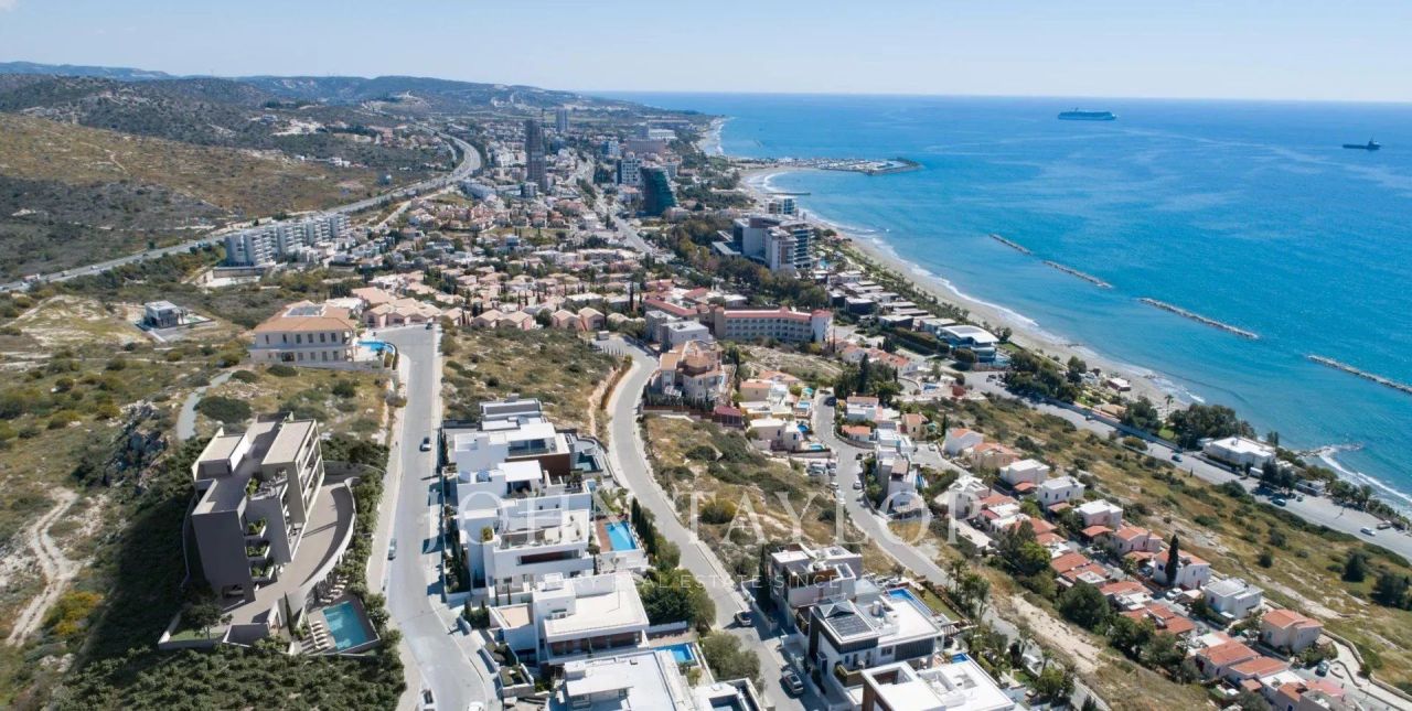 Flat in Agios Tychon, Cyprus, 116 m² - picture 8