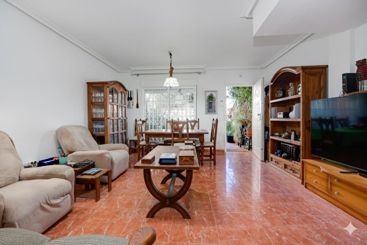 Chalet a Orihuela Costa, Spagna, 90 m² - foto 3