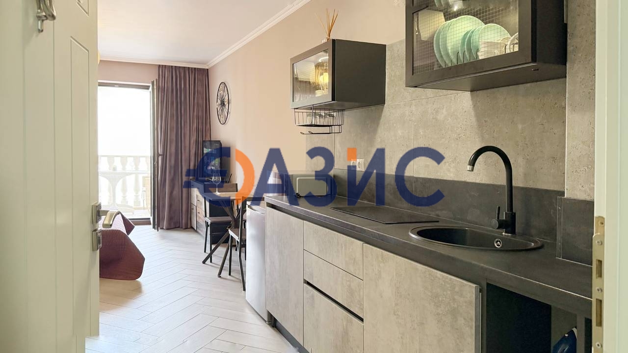 Appartement à Nessebar, Bulgarie, 39.3 m² - image 1