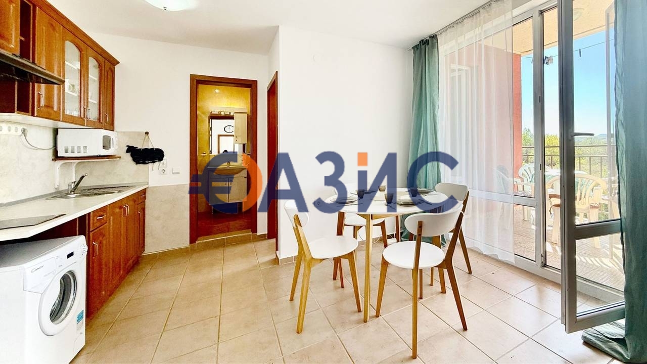 Appartement à Slantchev Briag, Bulgarie, 64.4 m² - image 2