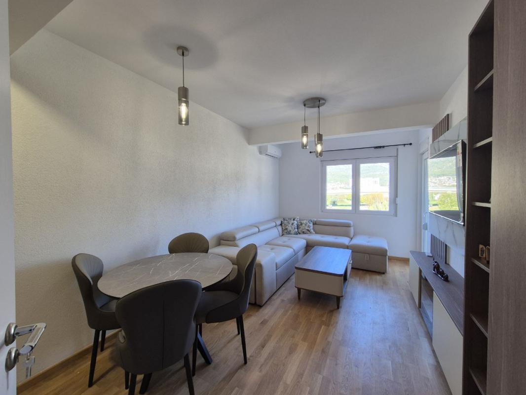 Flat in Bar, Montenegro, 42 m² - picture 1