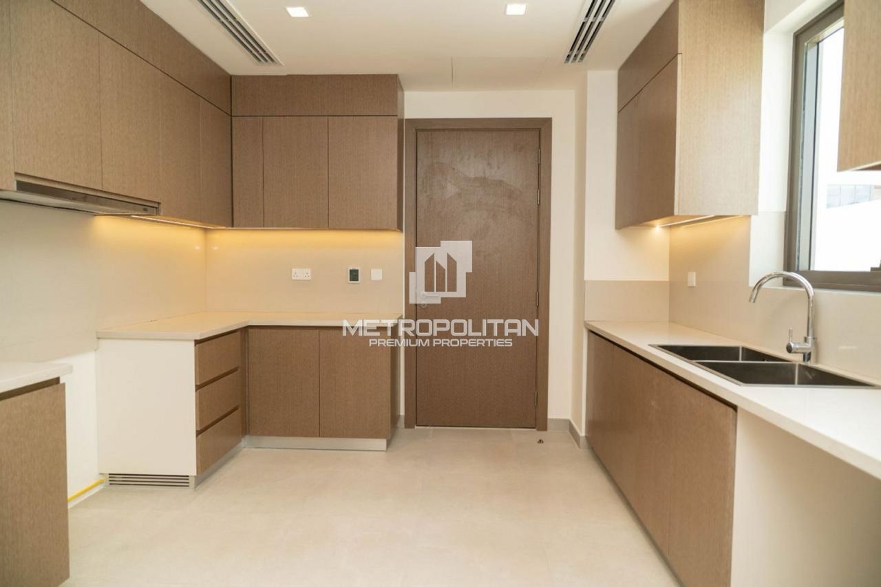 Villa à Dubaï, EAU, 589 m² - image 5