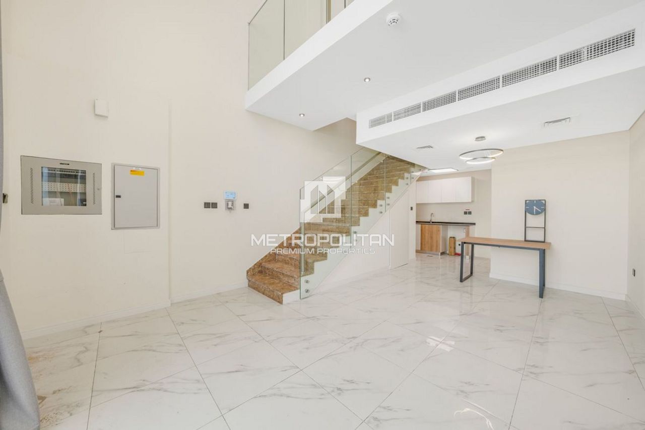 Townhouse in Dubai, UAE, 53 m² - picture 7