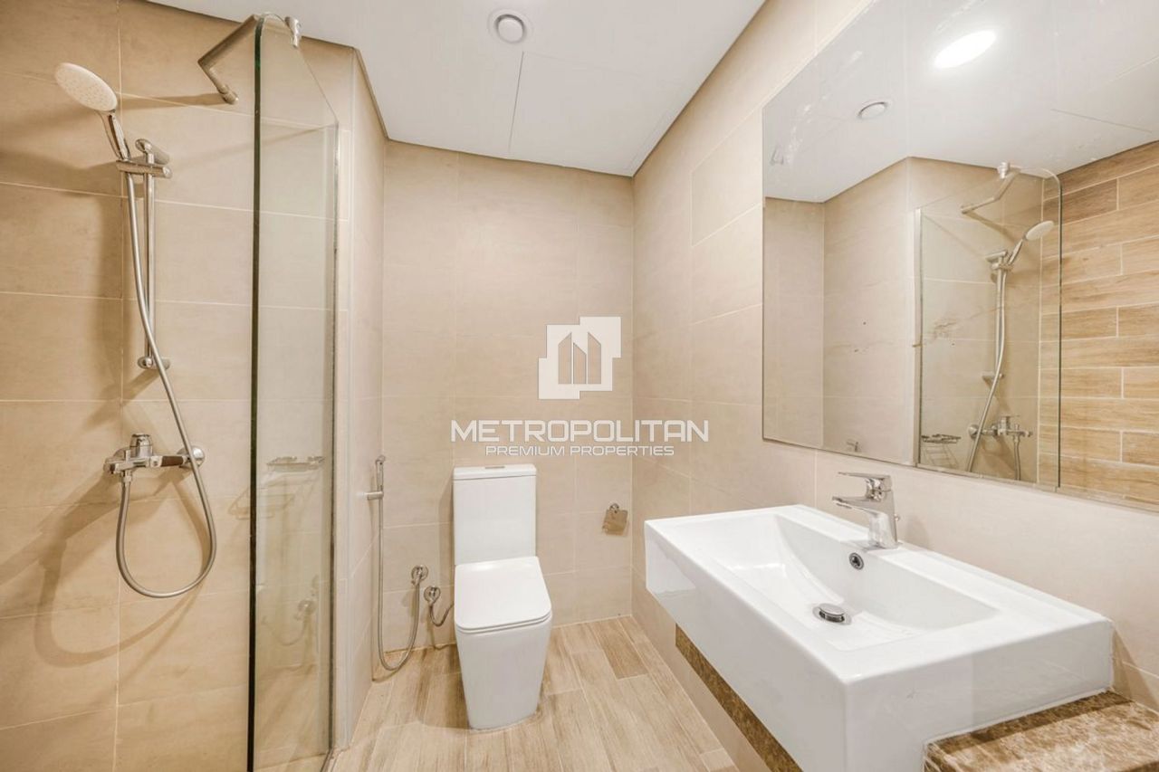 Townhouse in Dubai, UAE, 53 m² - picture 9