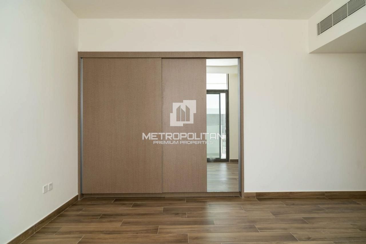 Villa à Dubaï, EAU, 589 m² - image 16