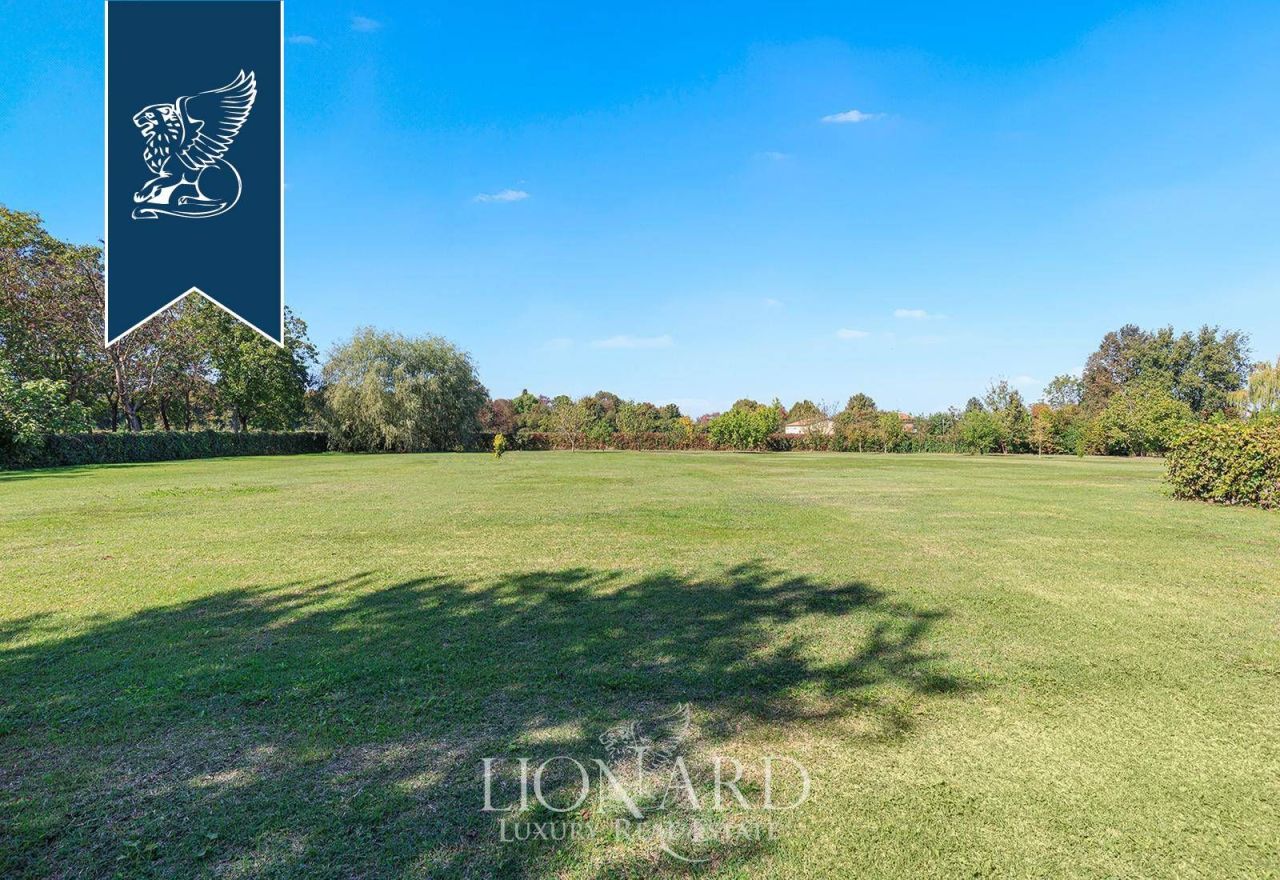 Villa in Reggio Emilia, Italien, 1 200 m² - Foto 8