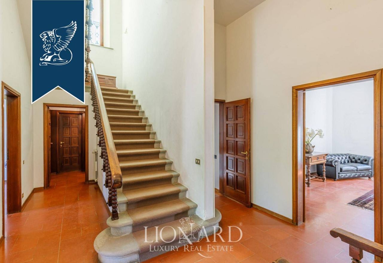 Villa in Florence, Italy, 800 m² - picture 11
