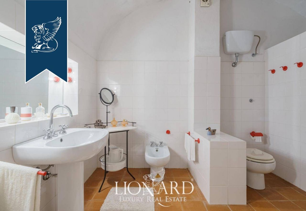 Villa in Guardistallo, Italien, 1 300 m² - Foto 17