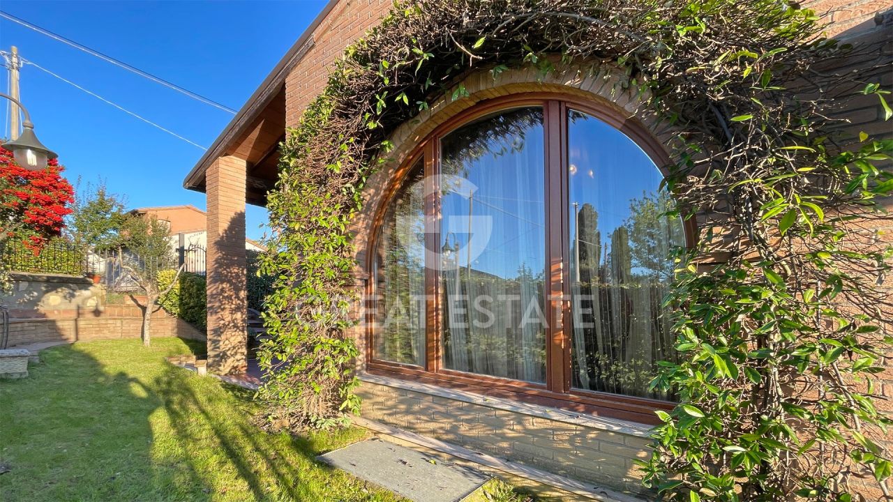 Villa a Montepulciano, Italia, 185.6 m² - foto 1