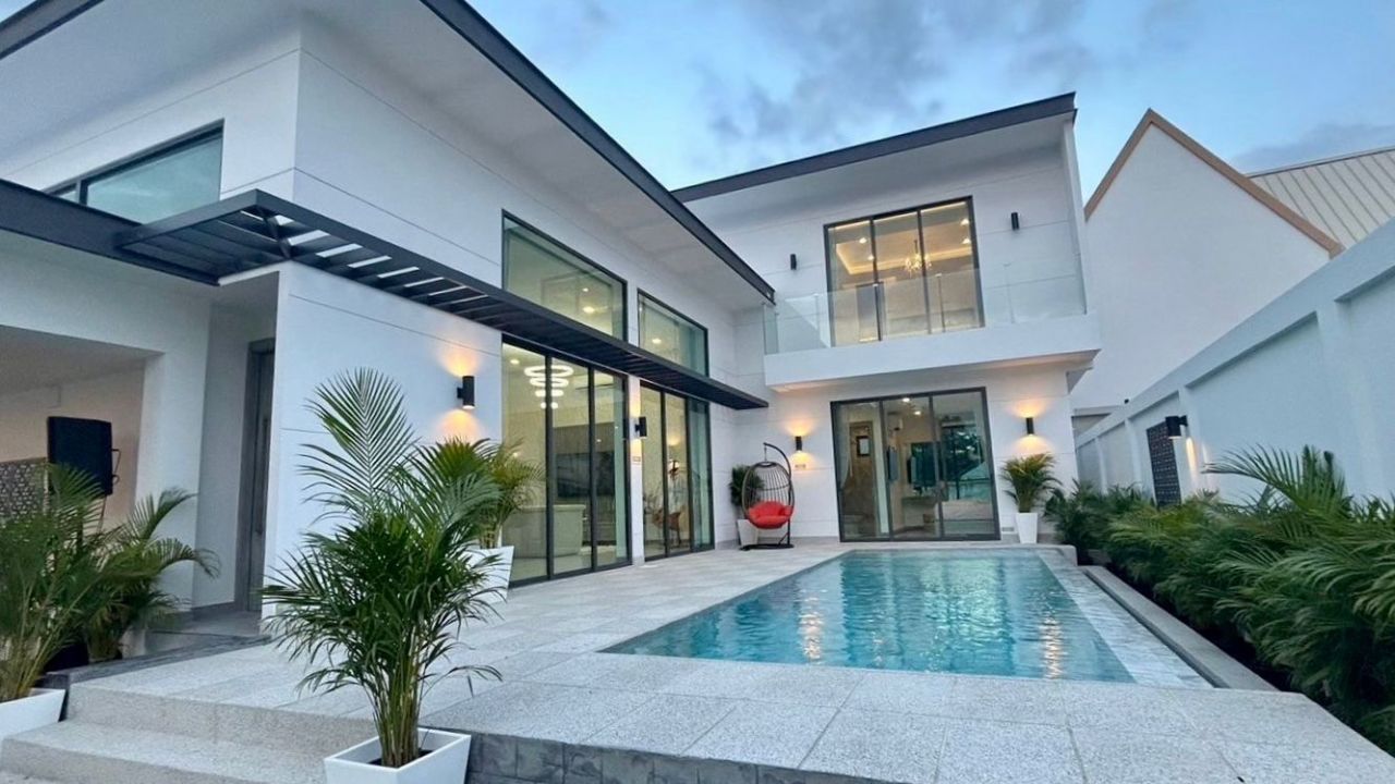 Villa a Pattaya, Thailandia, 232 m² - foto 2