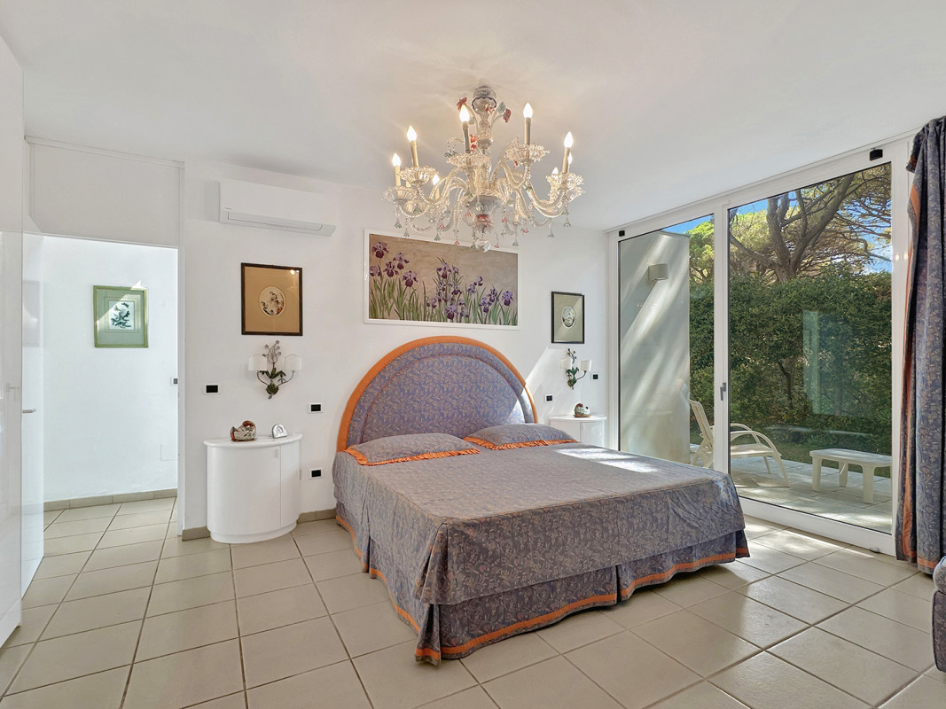 House in Castiglione della Pescaia, Italy, 280 m² - picture 14