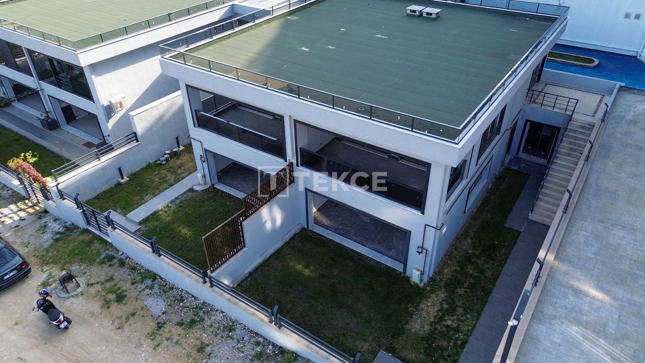 Villa Çınarcık, Turquia, 235 m² - imagen 2