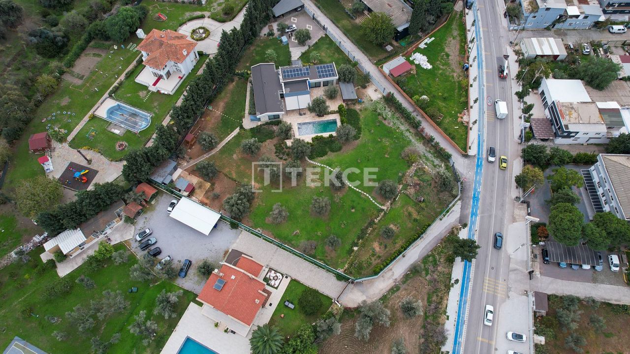 Villa Güzelbahçe, Turchia, 750 m² - foto 3