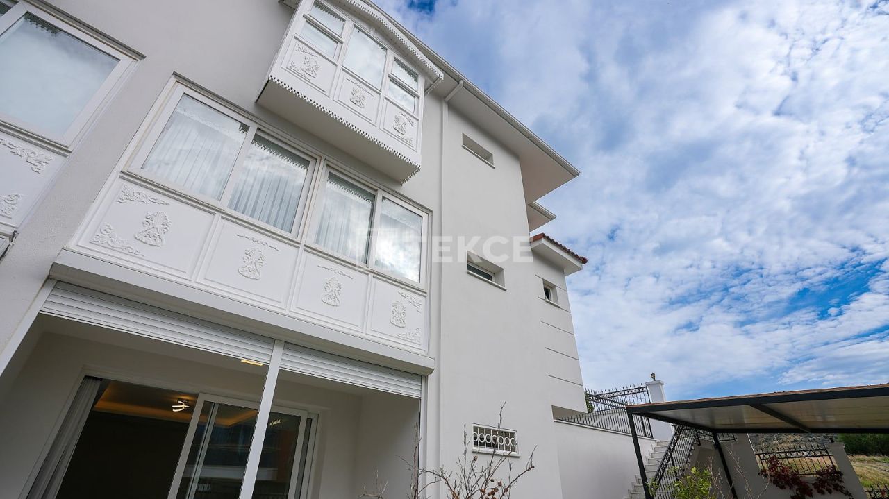 Villa Güzelbahçe, Turchia, 230 m² - foto 8