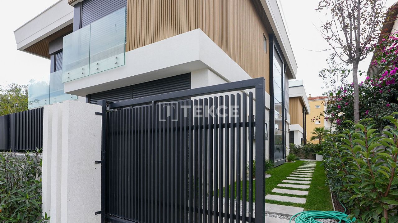 Villa Güzelbahçe, Turchia, 250 m² - foto 16